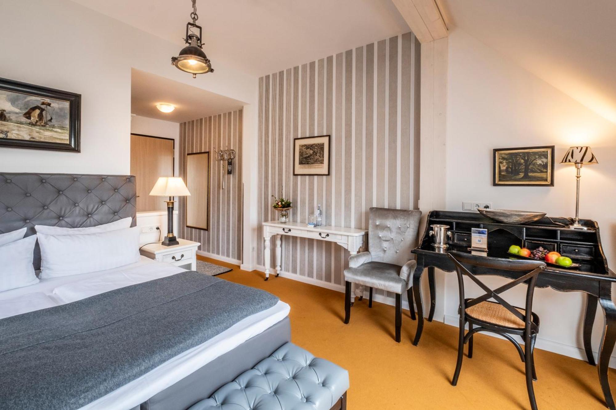 Seehotel Lichtenberg Bagian luar foto